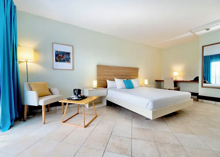 Hotel Arawak Beach Resort